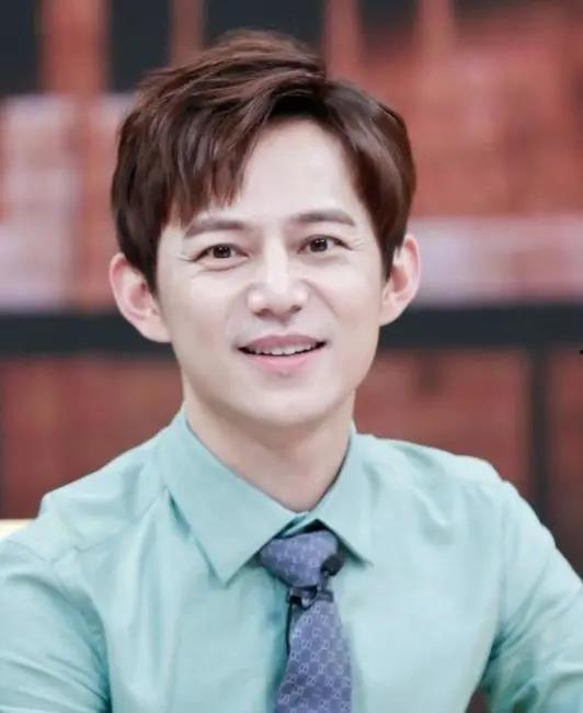 吃瓜爆料何炅视频大全最新,揭秘娱乐圈幕后故事