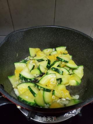 嫩蓝瓜怎么炒菜吃的视频