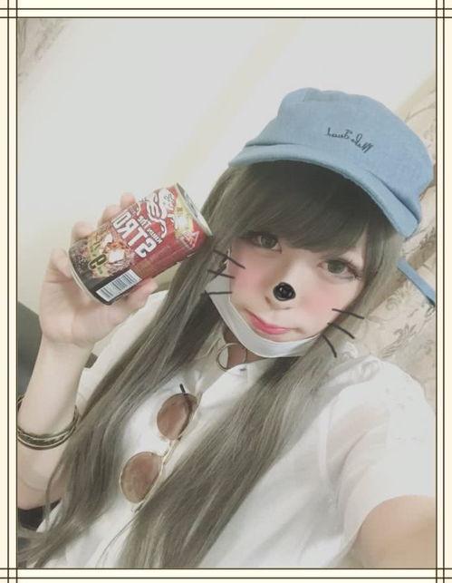 变装情侣吃瓜视频,吃瓜群众直呼“太甜了！”