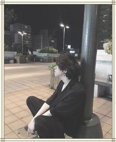 变装情侣吃瓜视频,吃瓜群众直呼“太甜了！”