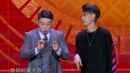 德云社吃瓜秦霄贤视频,秦霄贤搞笑演绎，笑料百出