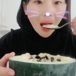 瓜妹代吃视频,揭秘网红美食背后的真实味道