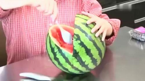 怒江吃瓜视频,揭秘当地特色美食背后的故事