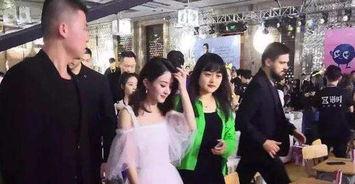 吃瓜的观众视频,揭秘吃瓜群众视角下的热门视频幕后故事