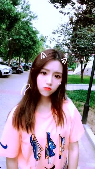 8组吃瓜少女视频,揭秘网络短视频背后的青春魅力