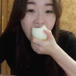 小婷婷吃瓜视频,揭秘娱乐圈幕后故事