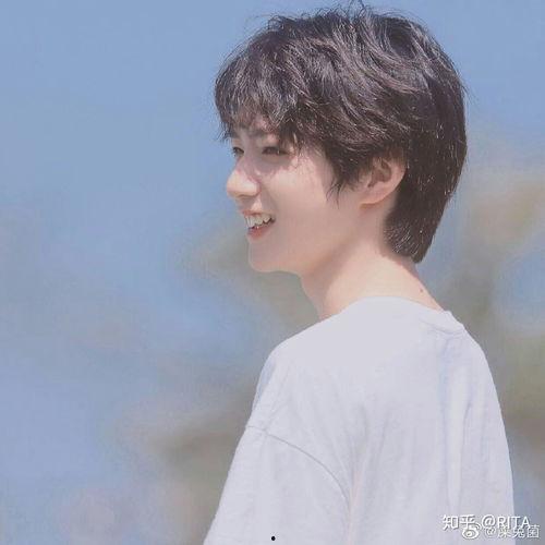 爆料刘耀文吃瓜视频,揭秘娱乐圈背后的惊人真相