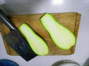 白瓜怎么剥开外皮吃视频,尽享清新口感