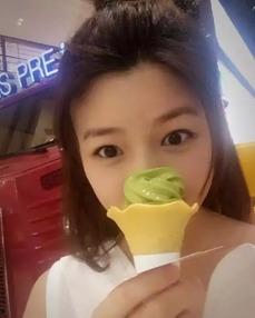 陈妍希吃瓜小表妹视频,趣味互动引网友热议