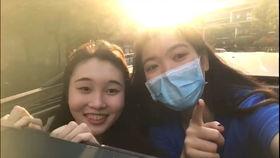 小电车吃瓜视频,揭秘娱乐圈幕后故事