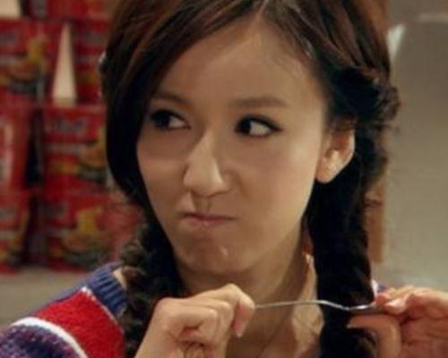 有匪女主角吃瓜视频,揭秘剧中幕后趣事