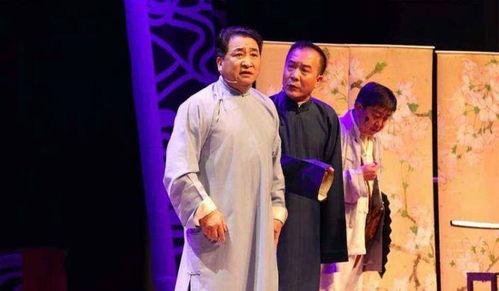 吃瓜群众相声文字版视频