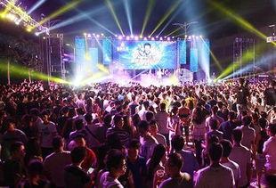 长沙音乐节吃瓜事件视频,现场混乱一幕引发热议