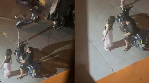 楼下吵架吃瓜被发现视频