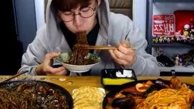 中国大户人家吃瓜视频,奢华生活背后的趣味瞬间