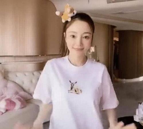 蔡徐坤近期吃瓜视频大全,笑料百出，趣味十足