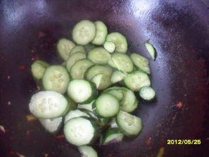 吃瓜动作的视频怎么做,揭秘吃瓜动作视频的火爆之谜