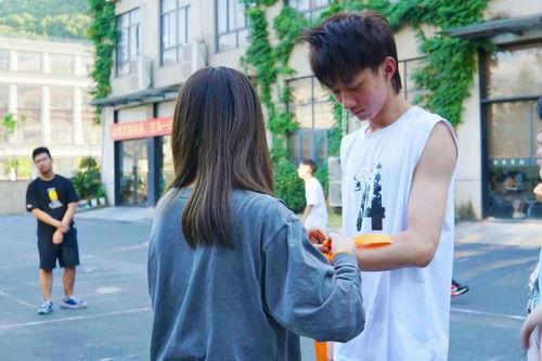 女学生跳舞吃瓜视频大全,女学生跳舞吃瓜视频大盘点